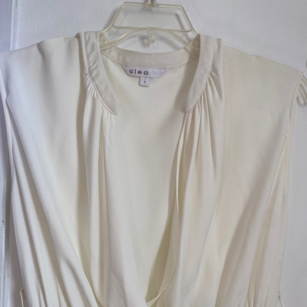 Beautiful brand new dress.
